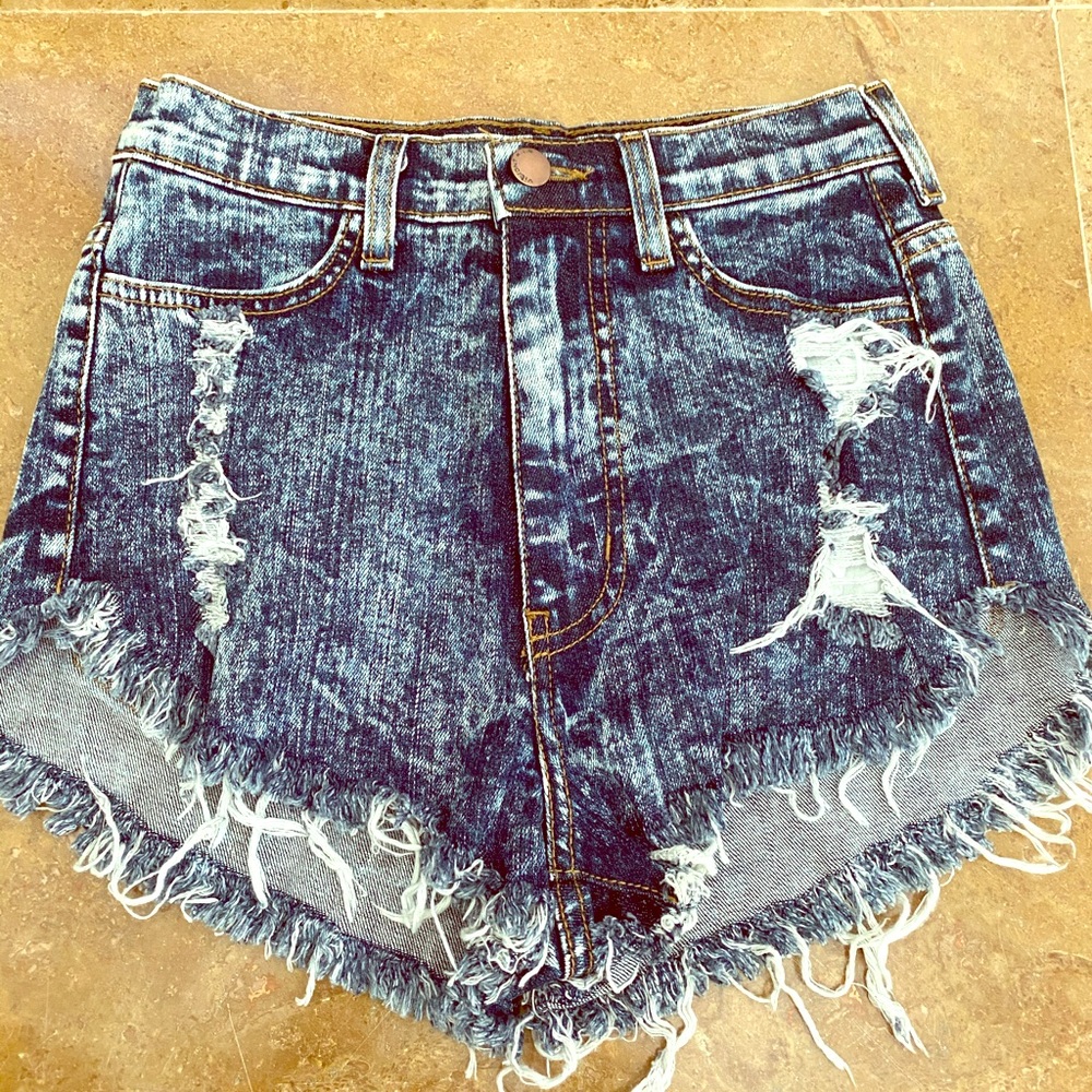 Vibrant high waisted denim shorts, distressed